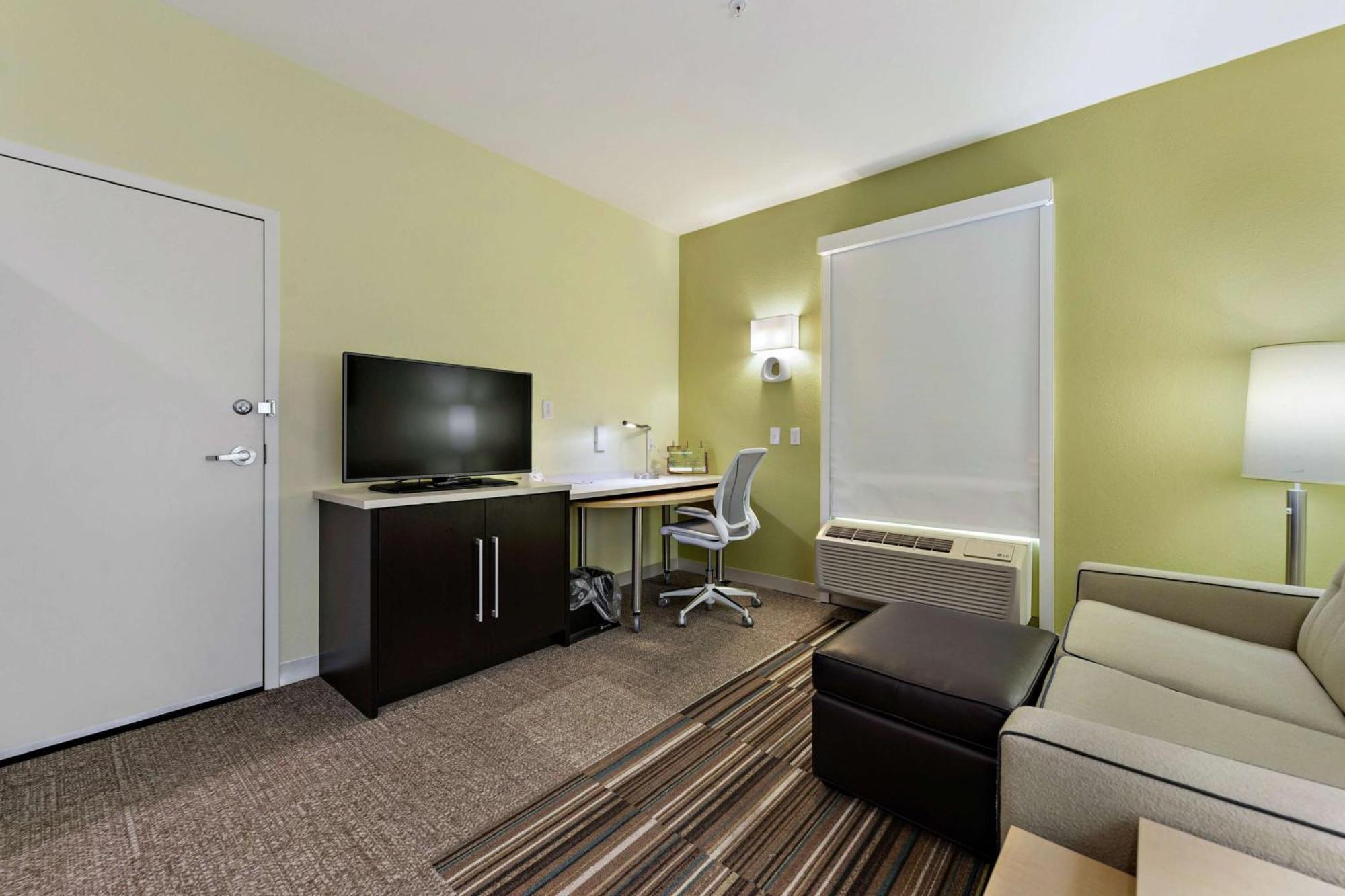 Home2 Suites By Hilton Gulfport I-10 Exterior photo