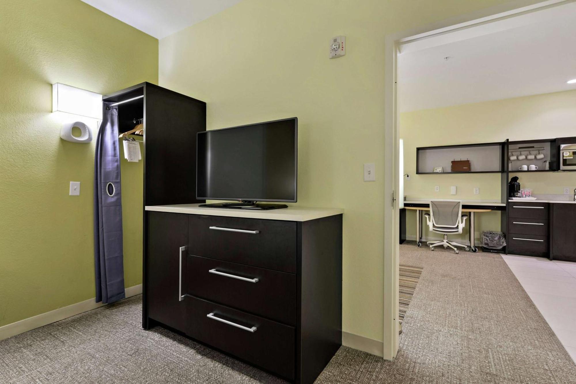 Home2 Suites By Hilton Gulfport I-10 Exterior photo
