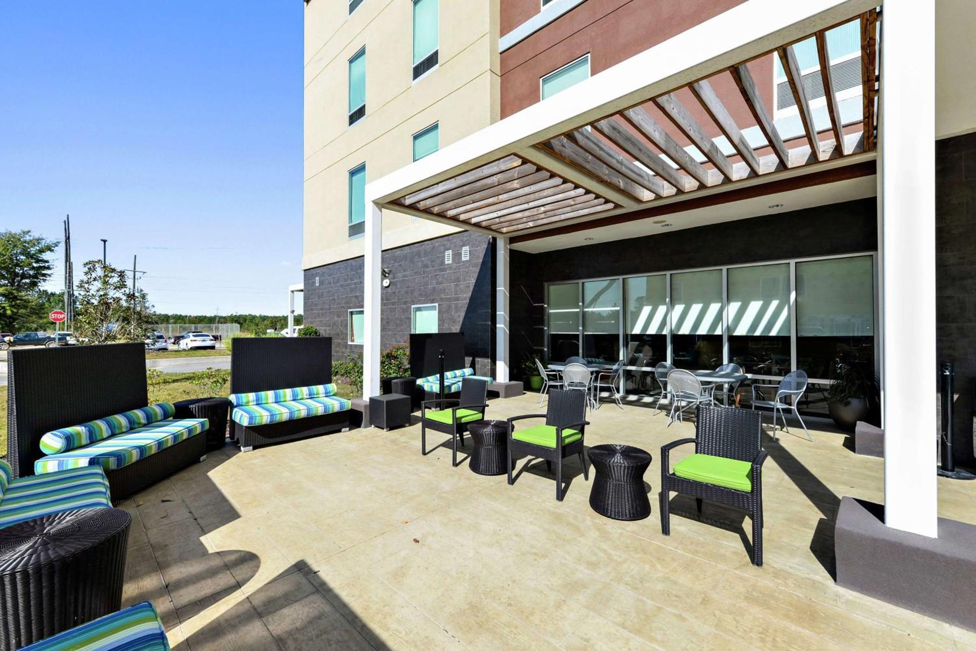 Home2 Suites By Hilton Gulfport I-10 Exterior photo