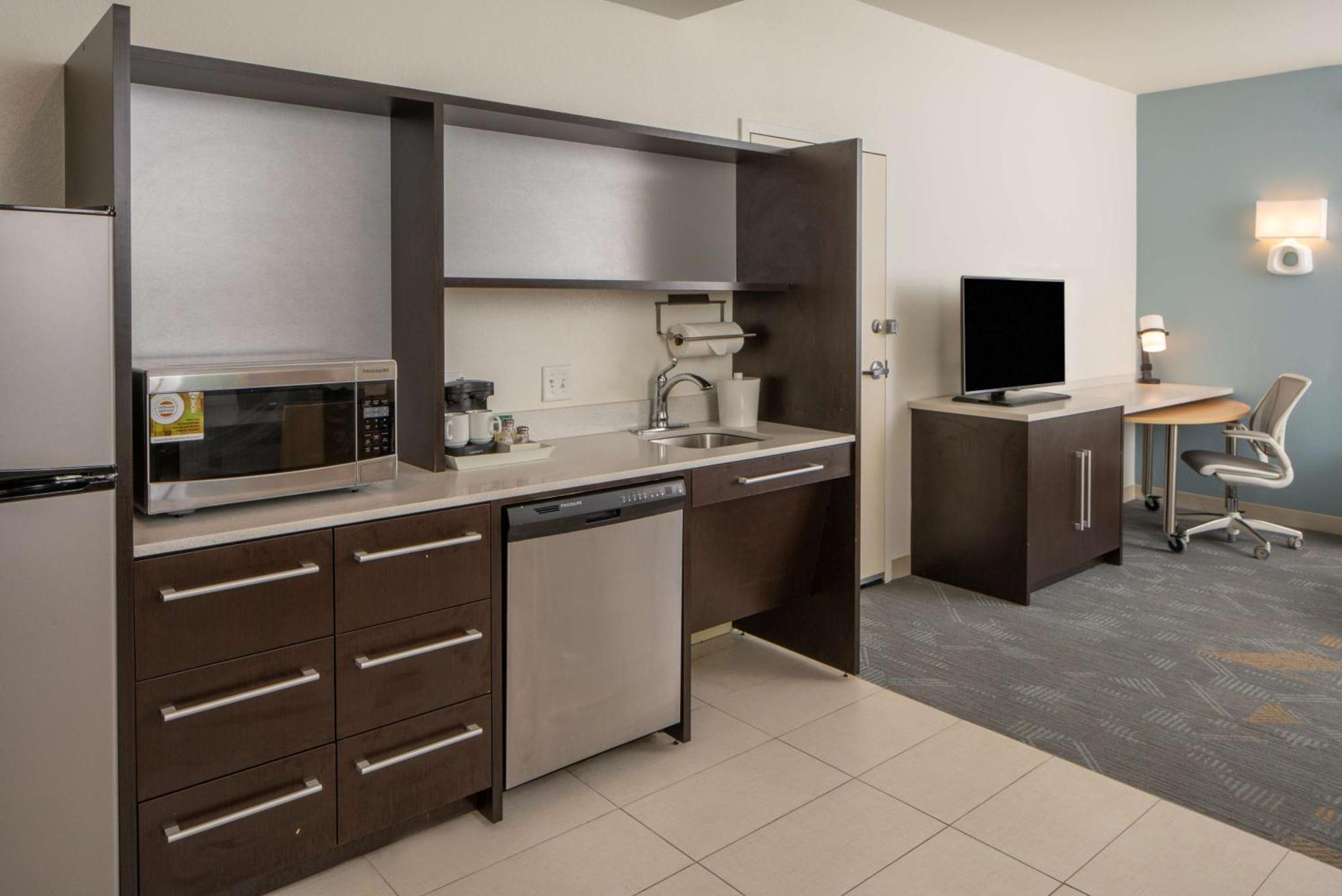 Home2 Suites By Hilton Gulfport I-10 Exterior photo